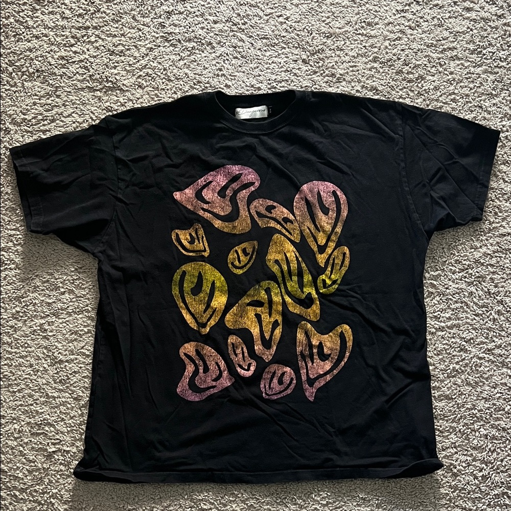 Black Graphic T